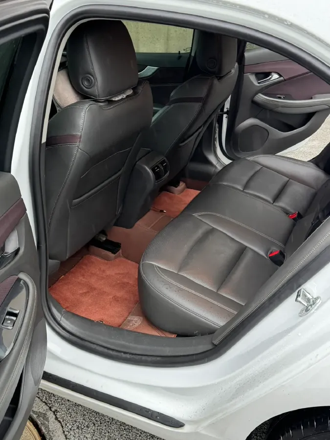 2018 Chevrolet Malibu 1.5T 170HP L4 6AT,autocango,china used car exporter,china ev exporter,chinese used car exporter,chinese used ev exporter