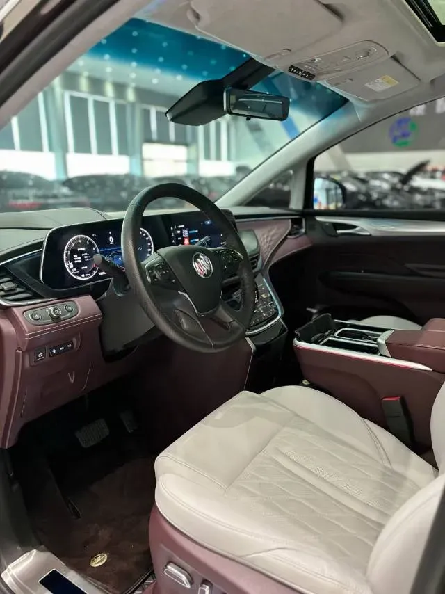 2022 Buick GL8 2.0T 237HP L4 9AT,autocango,china used car exporter,china ev exporter,chinese used car exporter,chinese used ev exporter