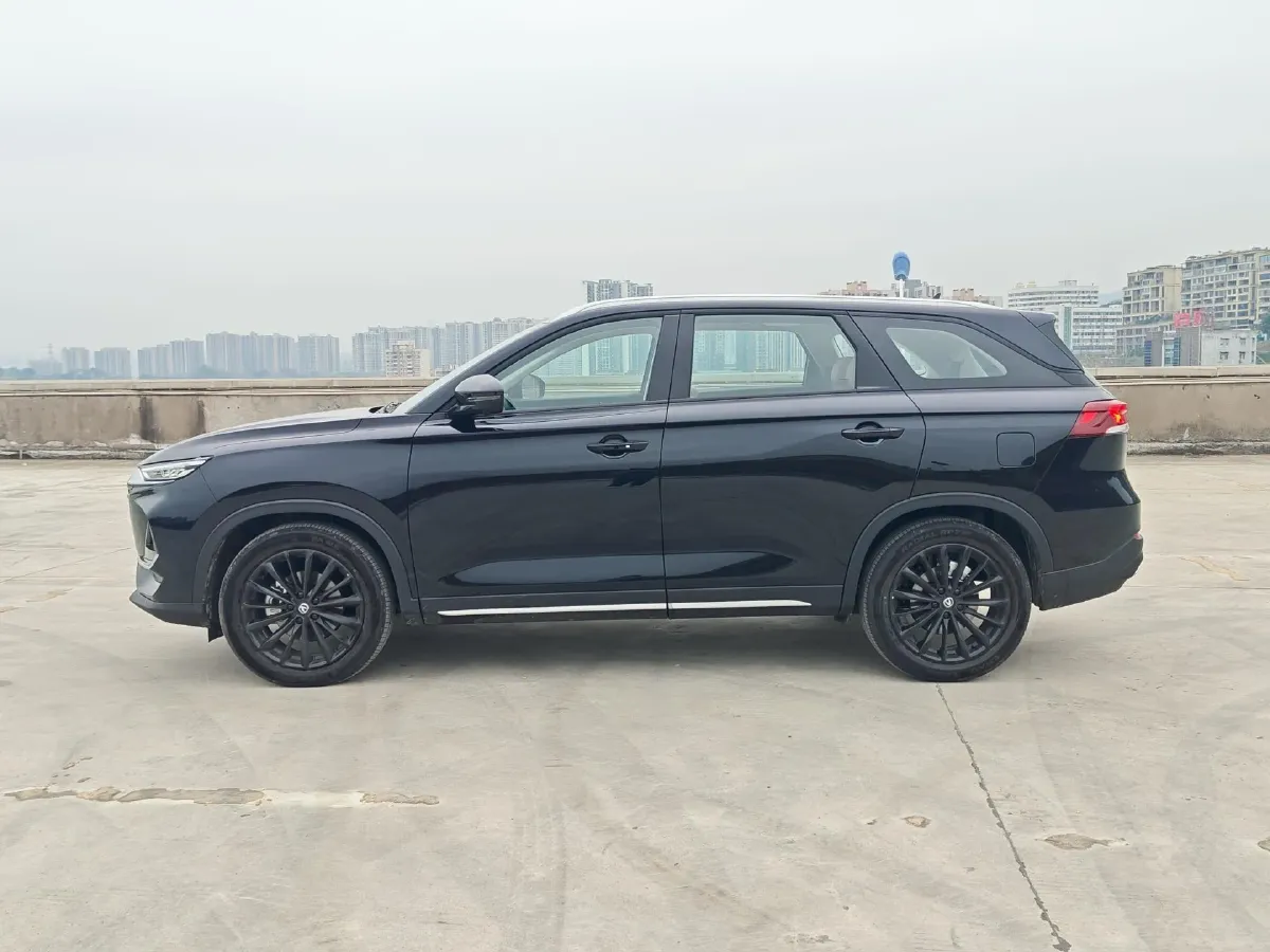 2026 ChangAn CS75 1.5T 192HP L4 7DCT,autocango,china used car exporter,china ev exporter,chinese used car exporter,chinese used ev exporter