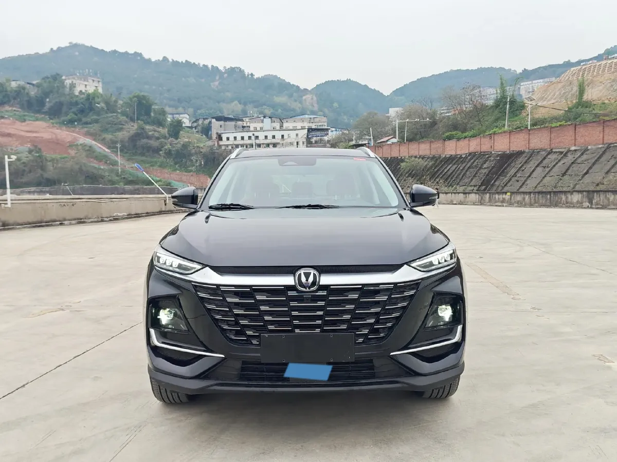 2026 ChangAn CS75 1.5T 192HP L4 7DCT,autocango,china used car exporter,china ev exporter,chinese used car exporter,chinese used ev exporter