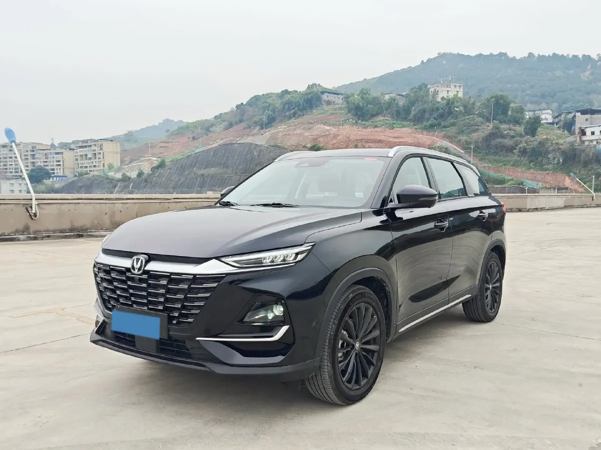 2026 ChangAn CS75 1.5T 192HP L4 7DCT,autocango,china used car exporter,china ev exporter,chinese used car exporter,chinese used ev exporter