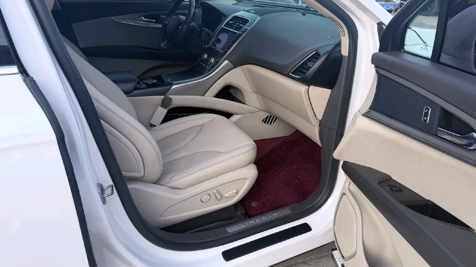 2019 Lincoln Nautilus 2.0T 224HP L4 8AT,autocango,china used car exporter,china ev exporter,chinese used car exporter,chinese used ev exporter