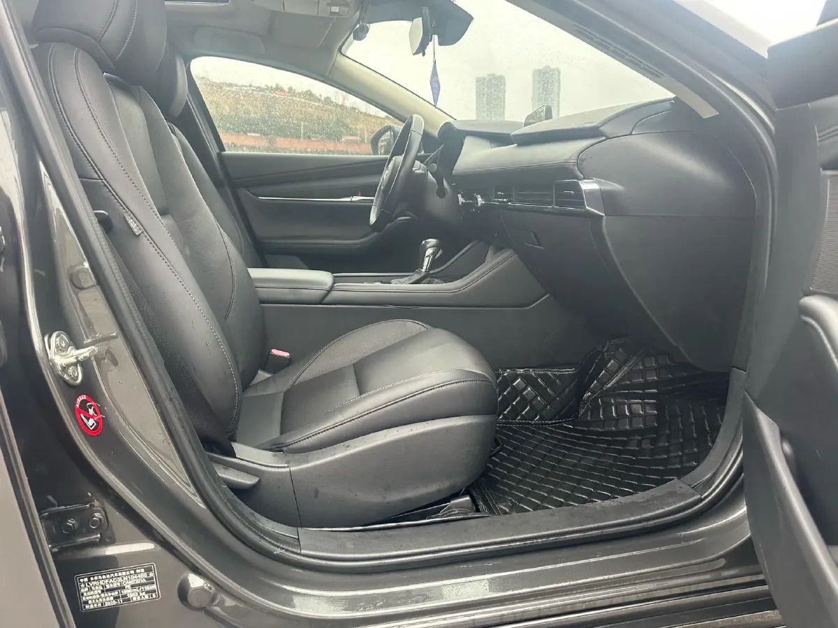 2020 Mazda 3 Axela 2.0L 158HP L4 6AT,autocango,china used car exporter,china ev exporter,chinese used car exporter,chinese used ev exporter