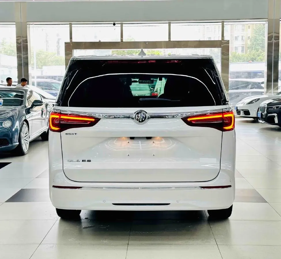 2023 Buick GL8 2.0T 237HP L4 9AT,autocango,china used car exporter,china ev exporter,chinese used car exporter,chinese used ev exporter