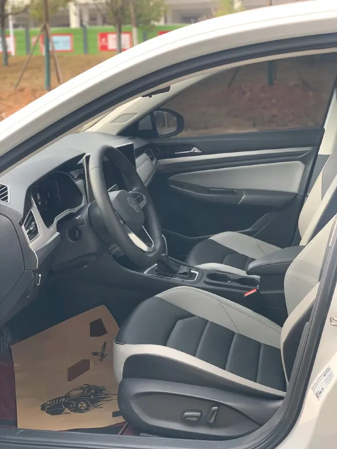 2024 Volkswagen Bora 1.5T 160HP L4 7DCT,autocango,china used car exporter,china ev exporter,chinese used car exporter,chinese used ev exporter