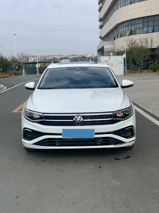 2024 Volkswagen Bora 1.5T 160HP L4 7DCT,autocango,china used car exporter,china ev exporter,chinese used car exporter,chinese used ev exporter