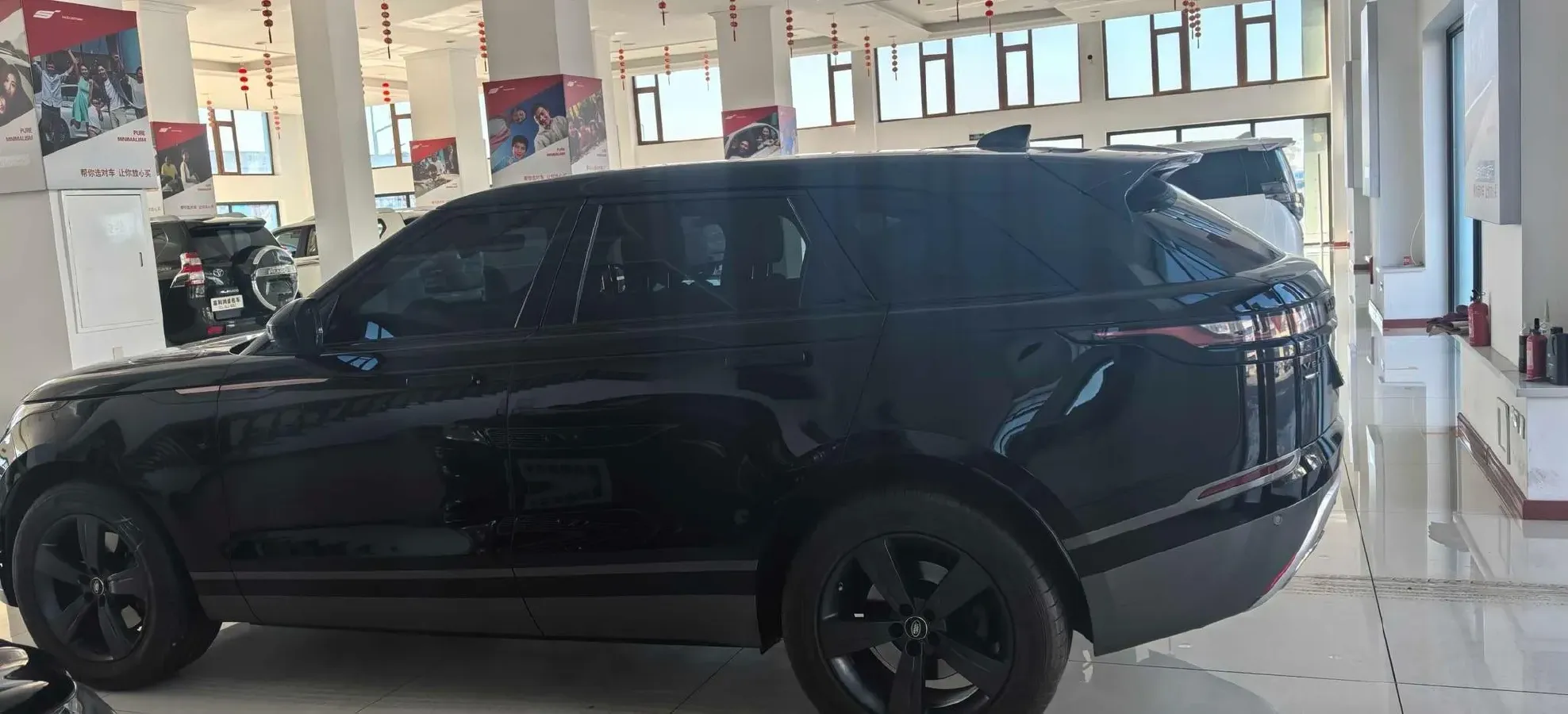 2018 Land Rover Range Rover Velar 3.0T 380HP V6 8AT,autocango,china used car exporter,china ev exporter,chinese used car exporter,chinese used ev exporter