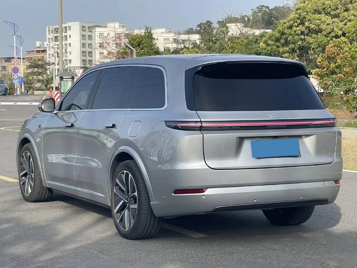 2022 Li L9 Range Extended 154HP REEV 42.6KWH,autocango,china used car exporter,china ev exporter,chinese used car exporter,chinese used ev exporter