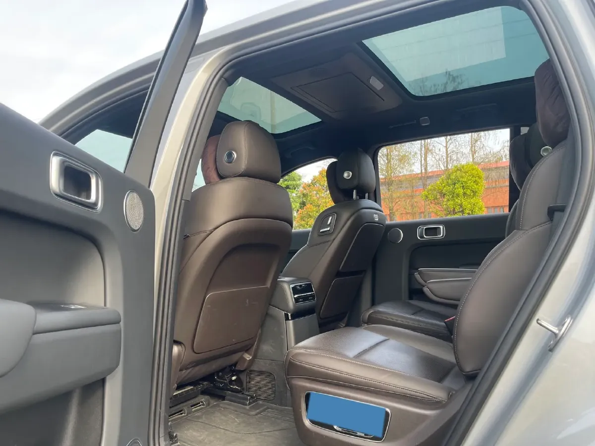 2022 Li L9 Range Extended 154HP REEV 42.6KWH,autocango,china used car exporter,china ev exporter,chinese used car exporter,chinese used ev exporter