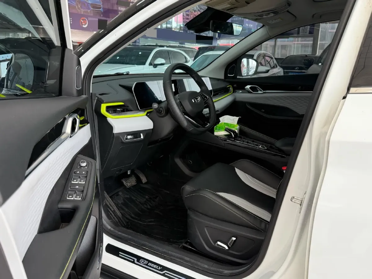 2023 Geely Coolray 1.5T 181HP L4 7DCT,autocango,china used car exporter,china ev exporter,chinese used car exporter,chinese used ev exporter