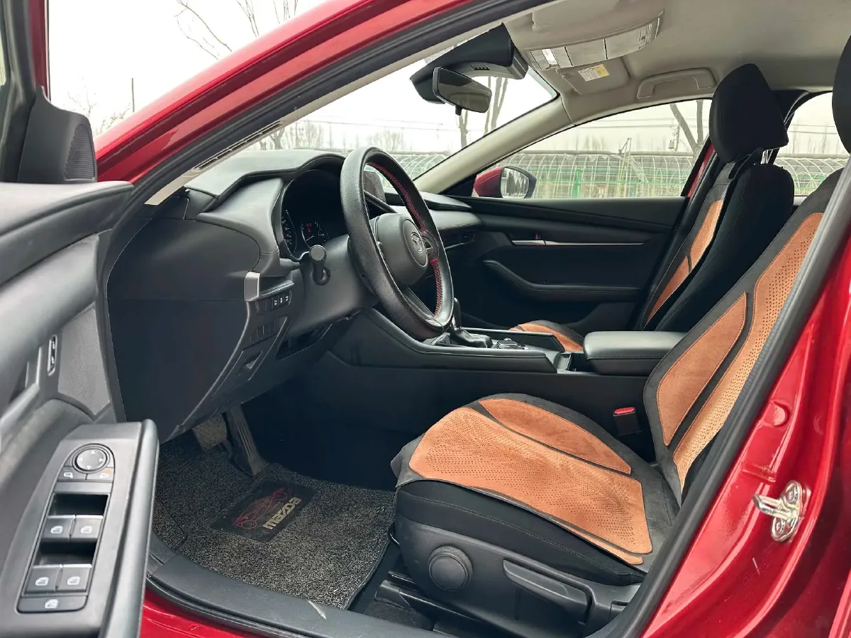 2020 Mazda 3 Axela 1.5L 117HP L4 6AT,autocango,china used car exporter,china ev exporter,chinese used car exporter,chinese used ev exporter