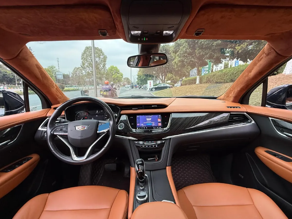 2021 Cadillac XT6 2.0T 237HP L4 9AT,autocango,china used car exporter,china ev exporter,chinese used car exporter,chinese used ev exporter