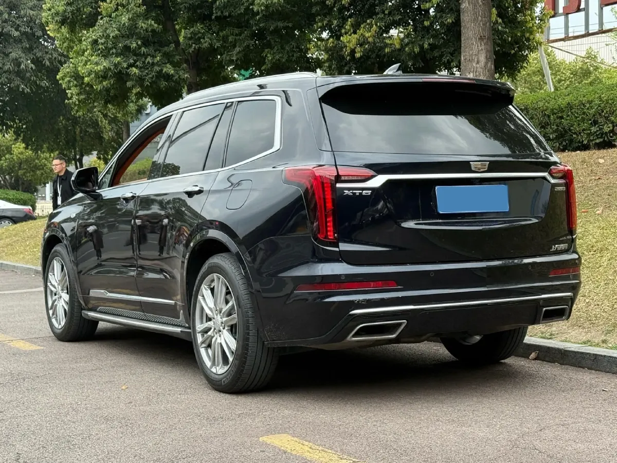 2021 Cadillac XT6 2.0T 237HP L4 9AT,autocango,china used car exporter,china ev exporter,chinese used car exporter,chinese used ev exporter