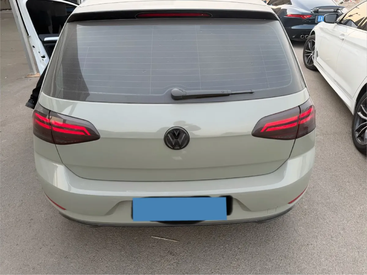 2020 Volkswagen Golf 1.4T 150HP L4 7DCT,autocango,china used car exporter,china ev exporter,chinese used car exporter,chinese used ev exporter