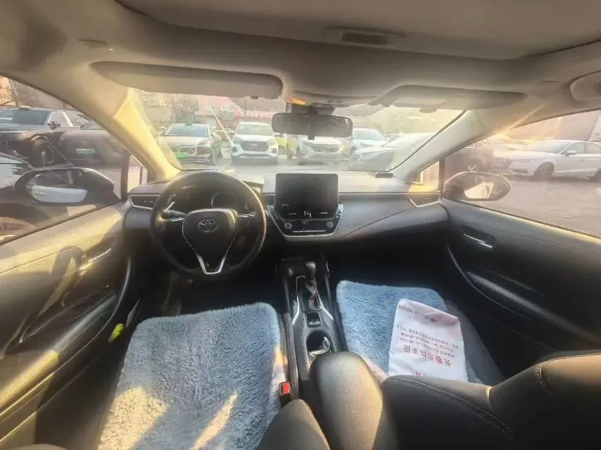 2022 Toyota Corolla 1.2T 116HP L4 CVT,autocango,china used car exporter,china ev exporter,chinese used car exporter,chinese used ev exporter