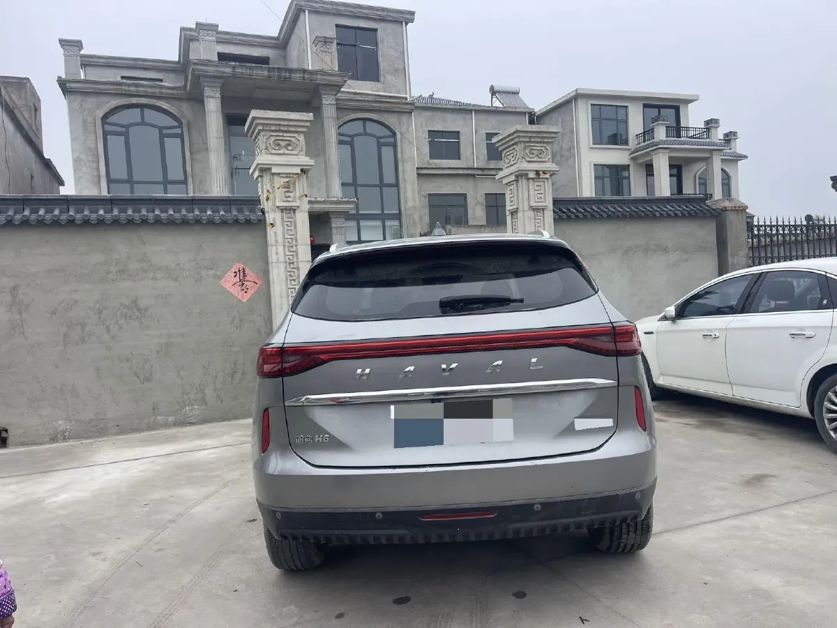 2021 Haval H6 1.5T 169HP L4 7DCT,autocango,china used car exporter,china ev exporter,chinese used car exporter,chinese used ev exporter