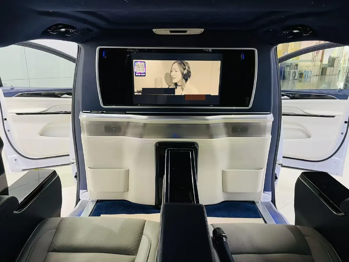 2020 Buick GL8 2.0T 237HP L4 9AT,autocango,china used car exporter,china ev exporter,chinese used car exporter,chinese used ev exporter