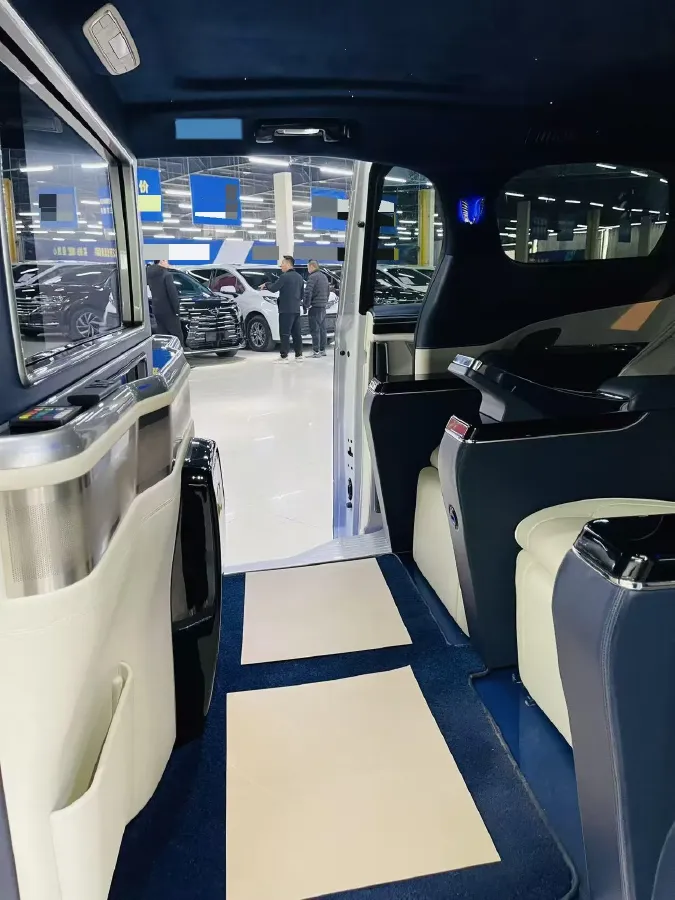 2020 Buick GL8 2.0T 237HP L4 9AT,autocango,china used car exporter,china ev exporter,chinese used car exporter,chinese used ev exporter