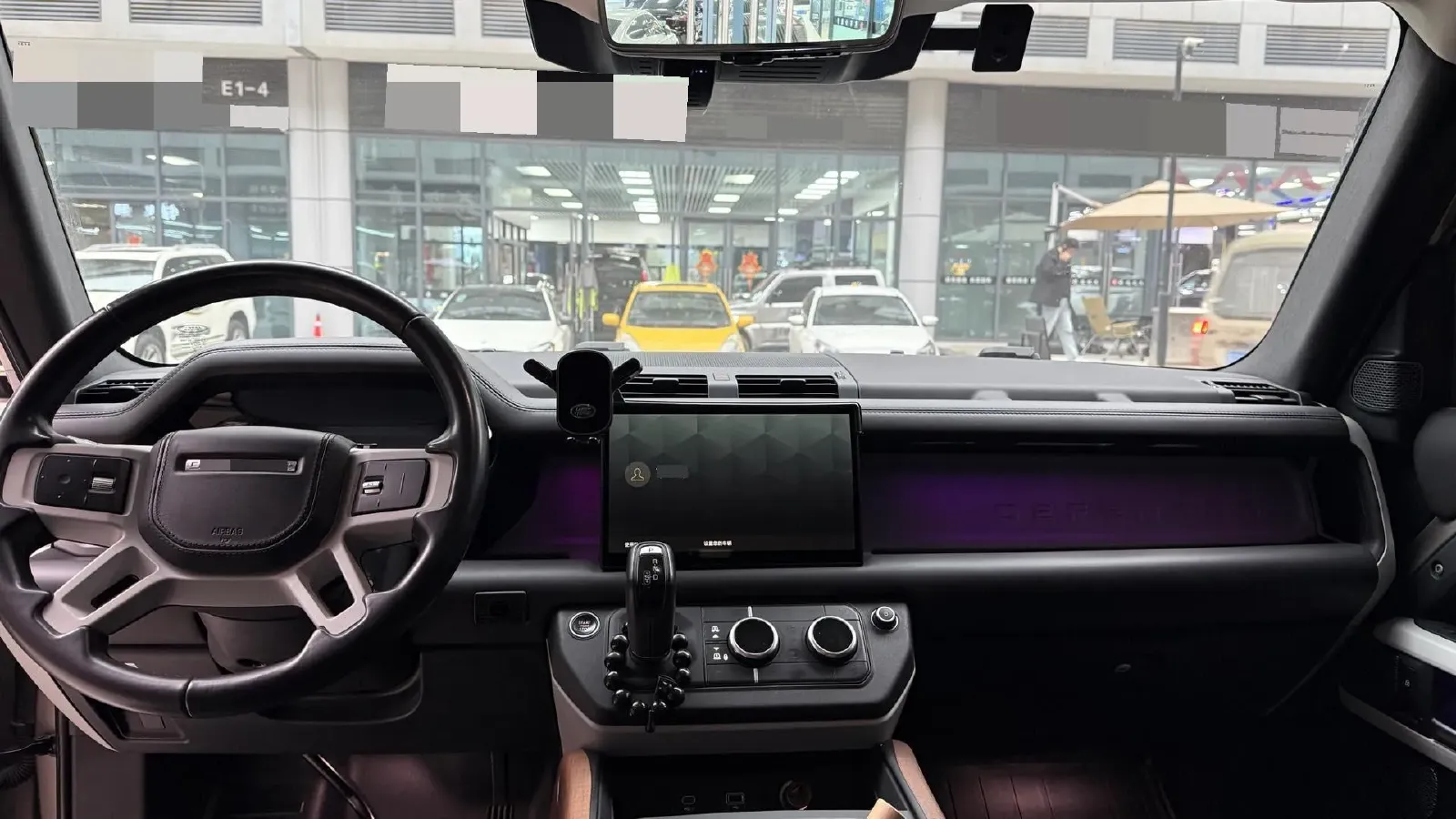 2022 Land Rover Defender 3.0T 400HP L6 8AT,autocango,china used car exporter,china ev exporter,chinese used car exporter,chinese used ev exporter