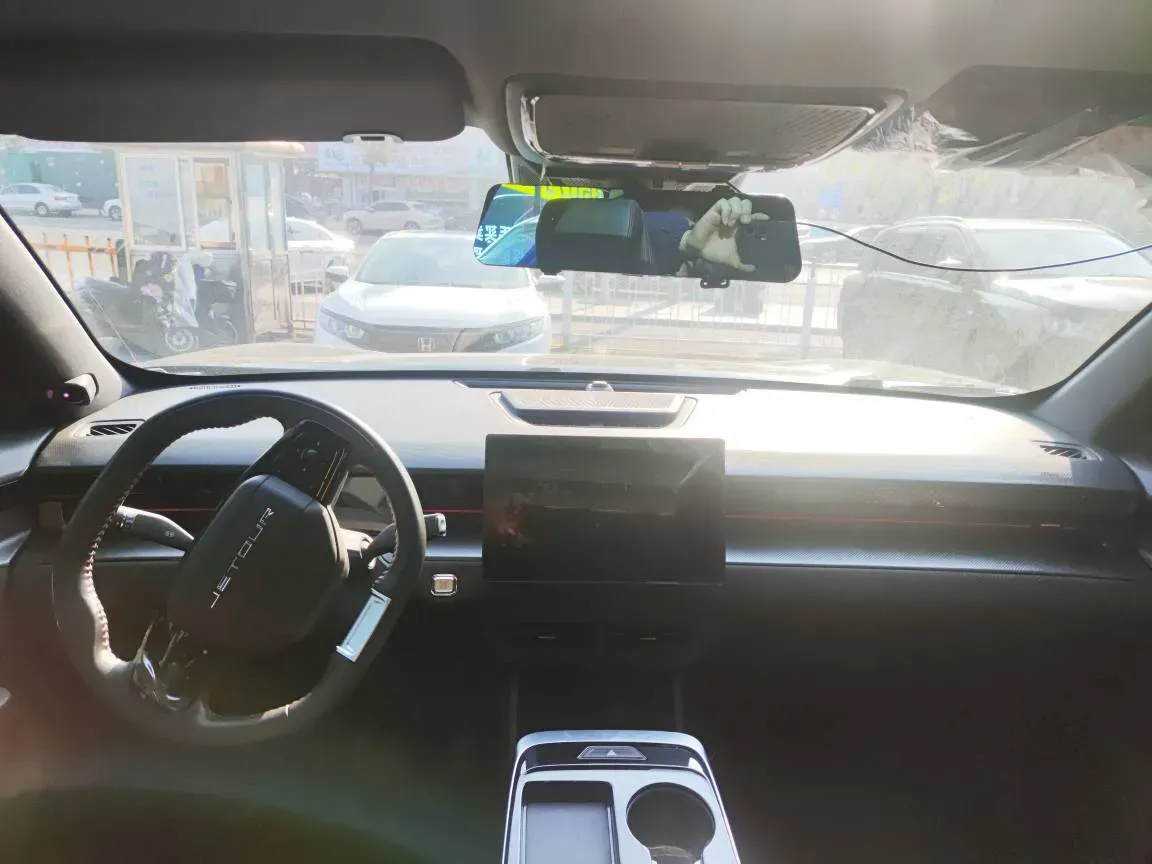 2022 Jetour DASHING 1.6T 197HP L4 7DCT,autocango,china used car exporter,china ev exporter,chinese used car exporter,chinese used ev exporter