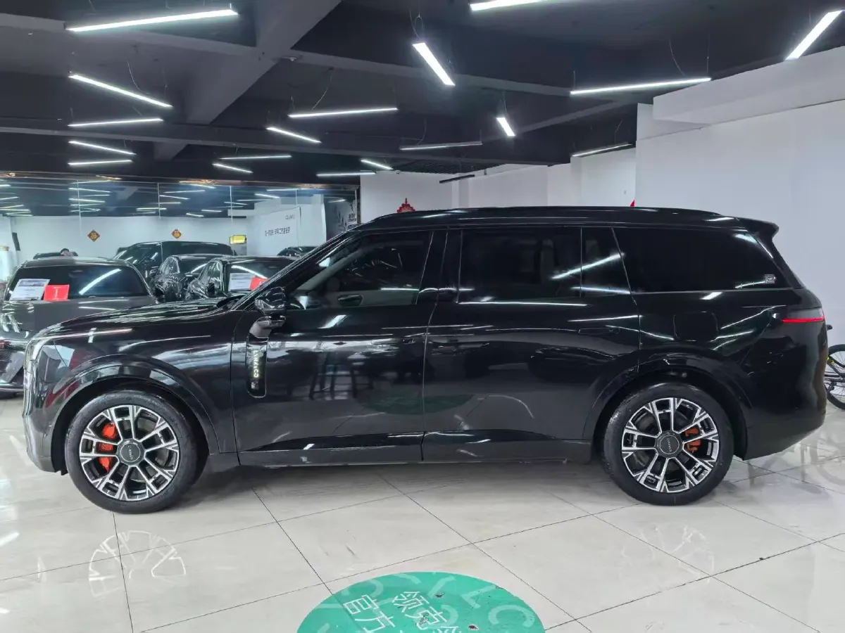 2025 LYNK&CO 900 2.0T 254HP L4 3DHT PHEV,autocango,china used car exporter,china ev exporter,chinese used car exporter,chinese used ev exporter