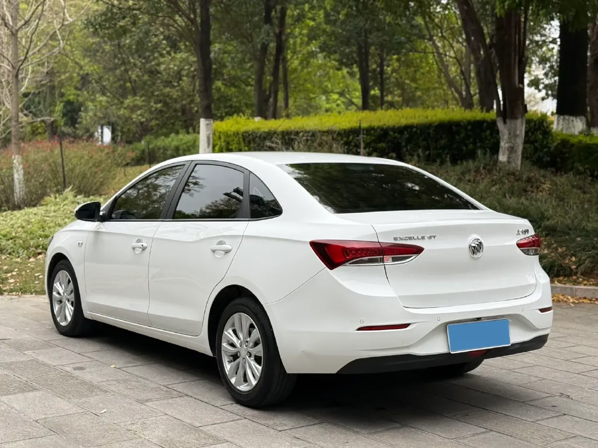 2021 Buick Excelle 1.5L 113HP L4 6AT,autocango,china used car exporter,china ev exporter,chinese used car exporter,chinese used ev exporter