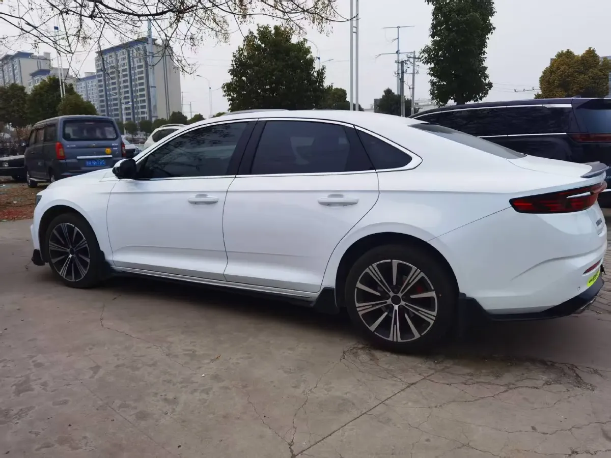 2025 Geely Preface 1.5T 181HP L4 7DCT,autocango,china used car exporter,china ev exporter,chinese used car exporter,chinese used ev exporter