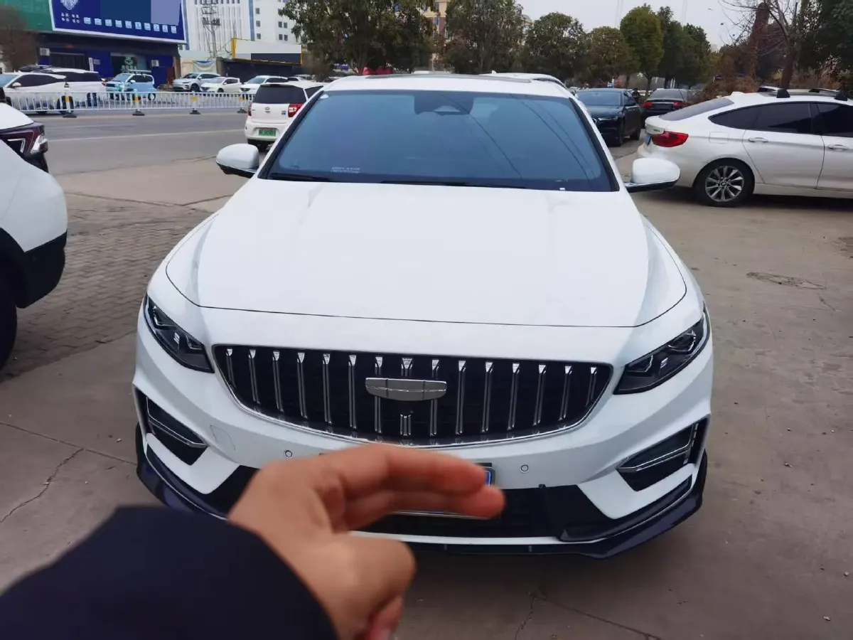 2025 Geely Preface 1.5T 181HP L4 7DCT,autocango,china used car exporter,china ev exporter,chinese used car exporter,chinese used ev exporter