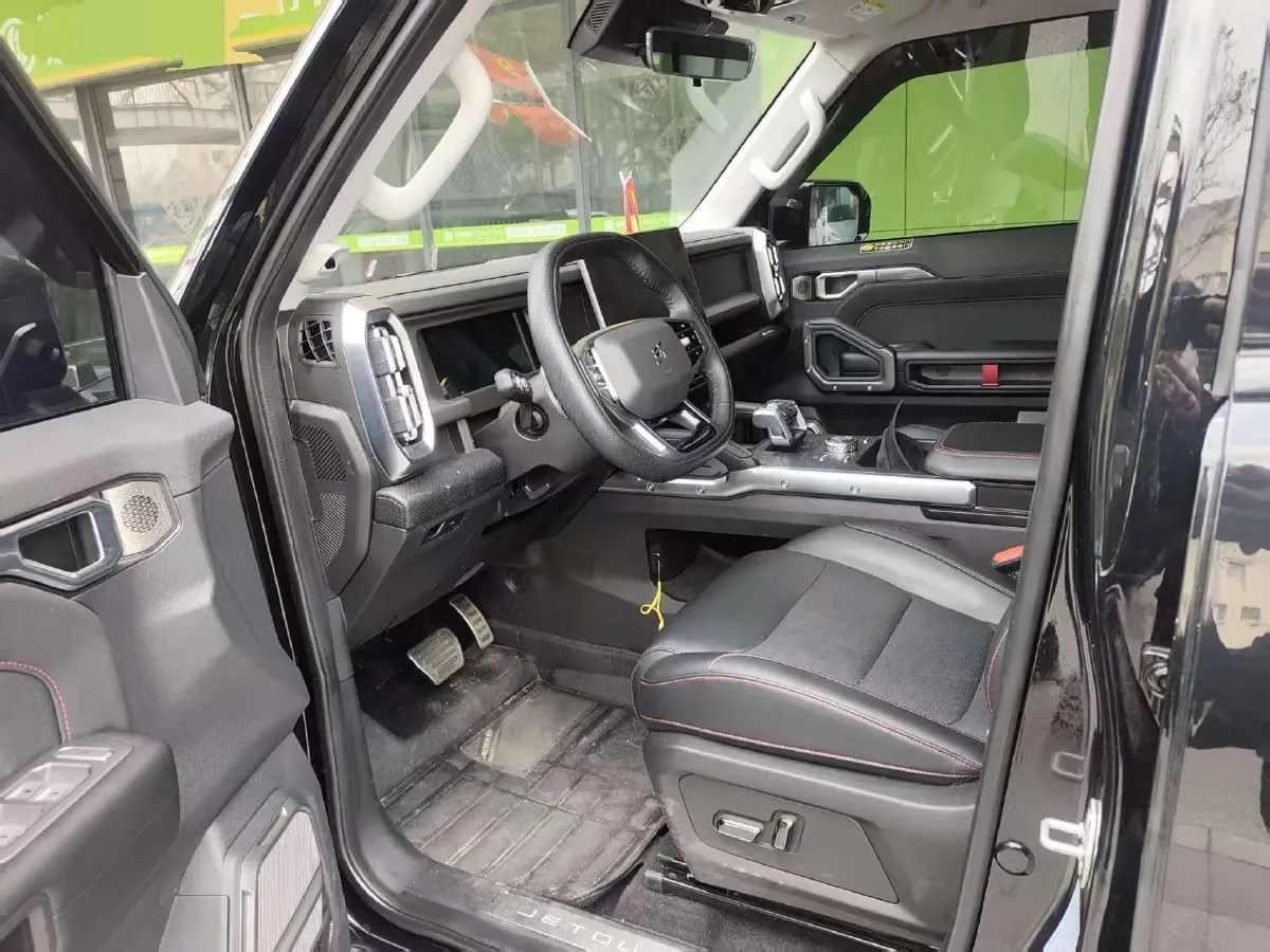 2025 Jetour Traveller 2.0T 254HP L4 8AT,autocango,china used car exporter,china ev exporter,chinese used car exporter,chinese used ev exporter