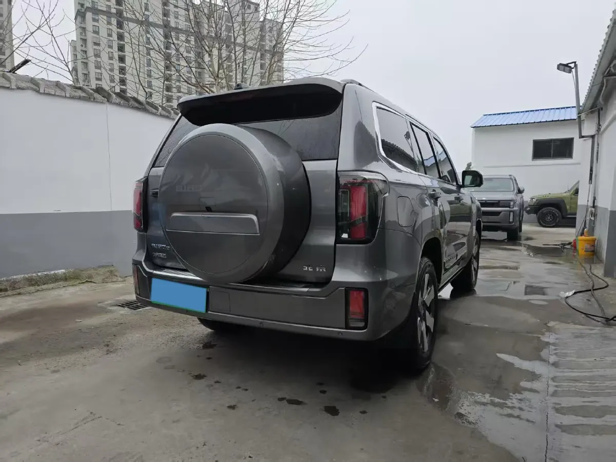 2024 Beijing BJ60 Thunder 1.5T 188HP L4 REEV 40.3KWH,autocango,china used car exporter,china ev exporter,chinese used car exporter,chinese used ev exporter
