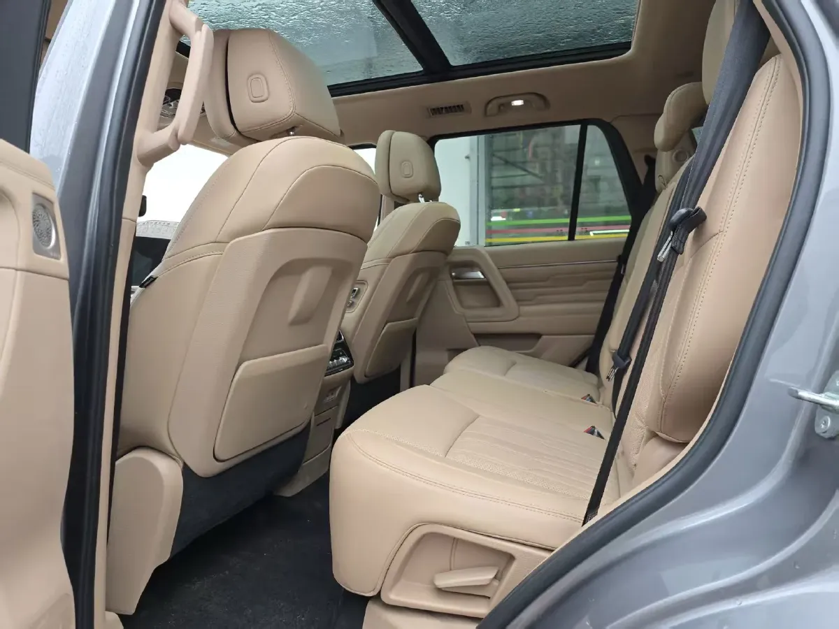 2024 Beijing BJ60 Thunder 1.5T 188HP L4 REEV 40.3KWH,autocango,china used car exporter,china ev exporter,chinese used car exporter,chinese used ev exporter