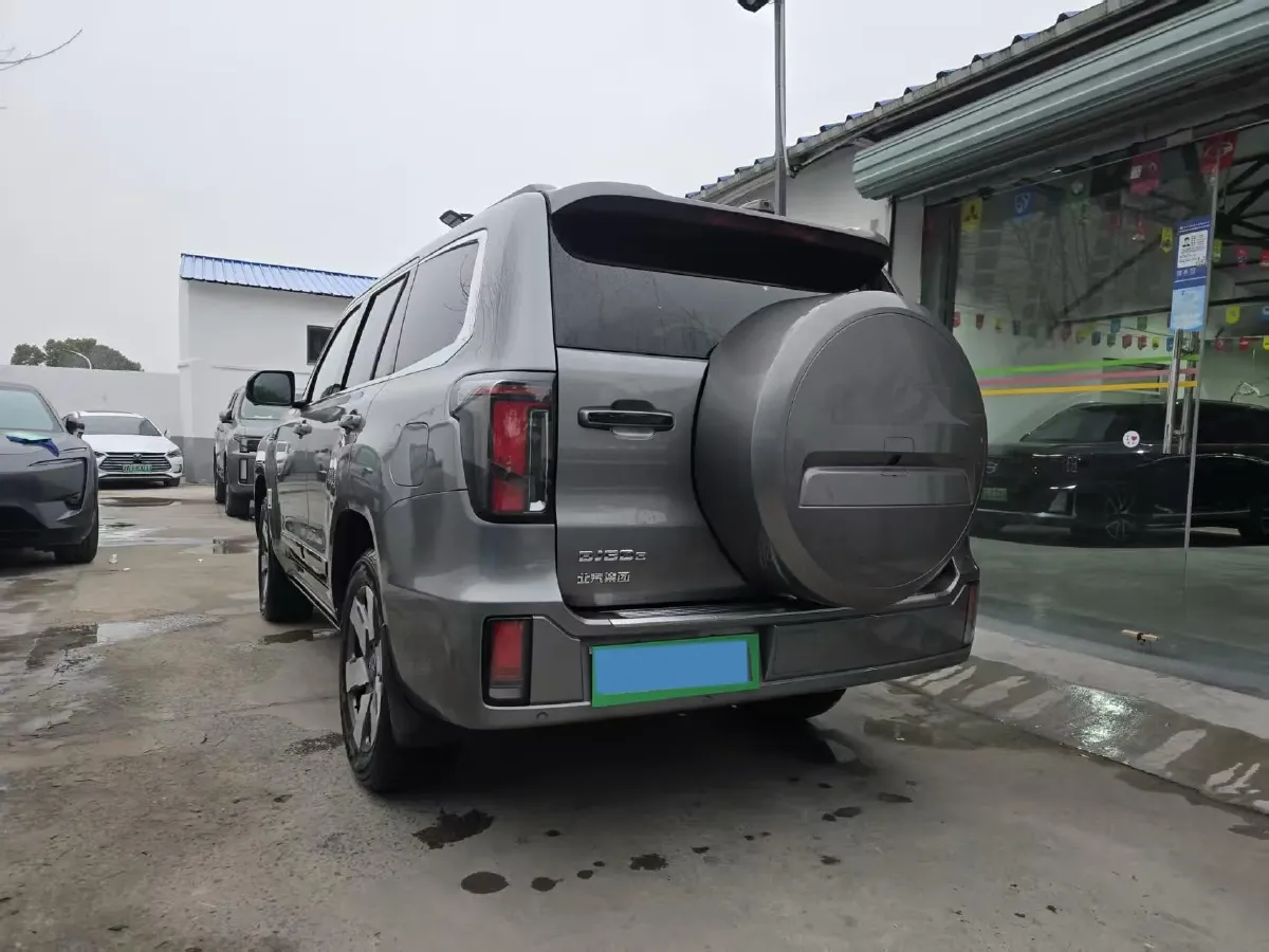 2024 Beijing BJ60 Thunder 1.5T 188HP L4 REEV 40.3KWH,autocango,china used car exporter,china ev exporter,chinese used car exporter,chinese used ev exporter