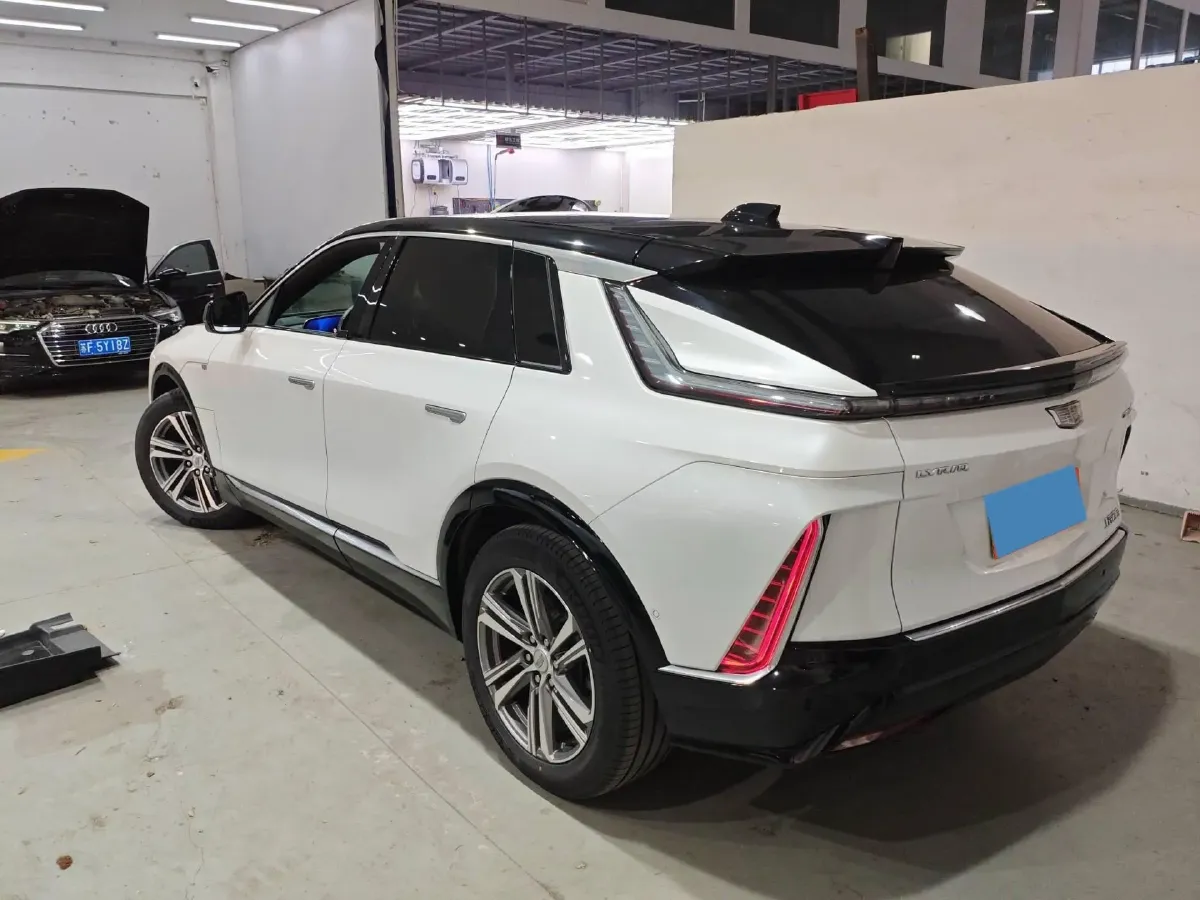 2022 Cadillac IQ Lyriq BEV 95.7KWH,autocango,china used car exporter,china ev exporter,chinese used car exporter,chinese used ev exporter