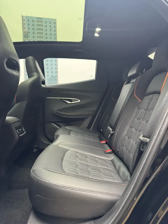 2022 ChangAn UNI-T 1.5T 188HP L4 7DCT,autocango,china used car exporter,china ev exporter,chinese used car exporter,chinese used ev exporter