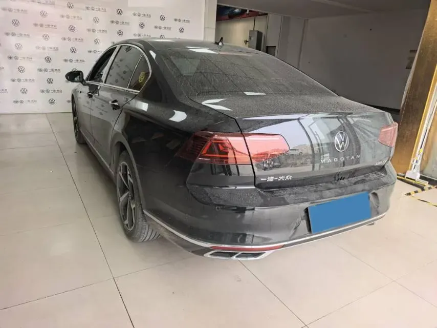 2023 Volkswagen Magotan 2.0T 186HP L4 7DCT,autocango,china used car exporter,china ev exporter,chinese used car exporter,chinese used ev exporter