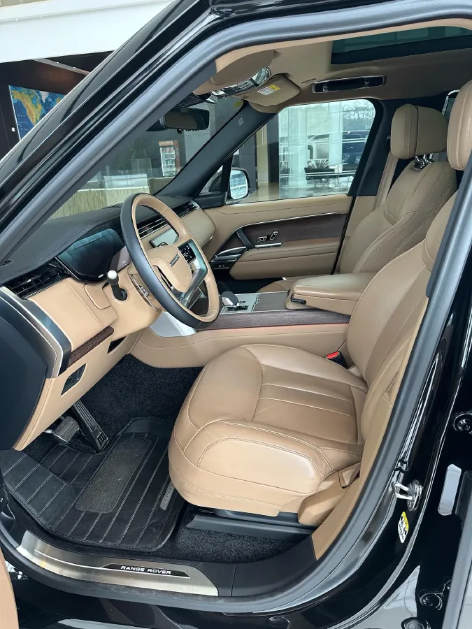 2024 Land Rover Range Rover 3.0T 400HP L6 8AT,autocango,china used car exporter,china ev exporter,chinese used car exporter,chinese used ev exporter