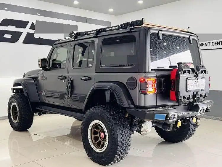 2021 Jeep Wrangler 2.0T 266HP L4 8AT,autocango,china used car exporter,china ev exporter,chinese used car exporter,chinese used ev exporter