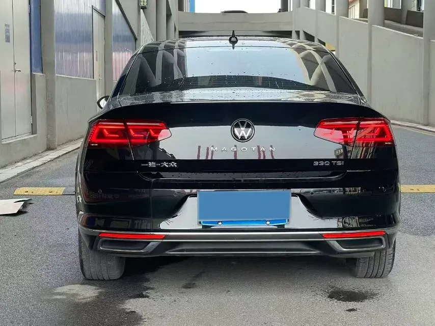 2020 Volkswagen Magotan 2.0T 186HP L4 7DCT,autocango,china used car exporter,china ev exporter,chinese used car exporter,chinese used ev exporter