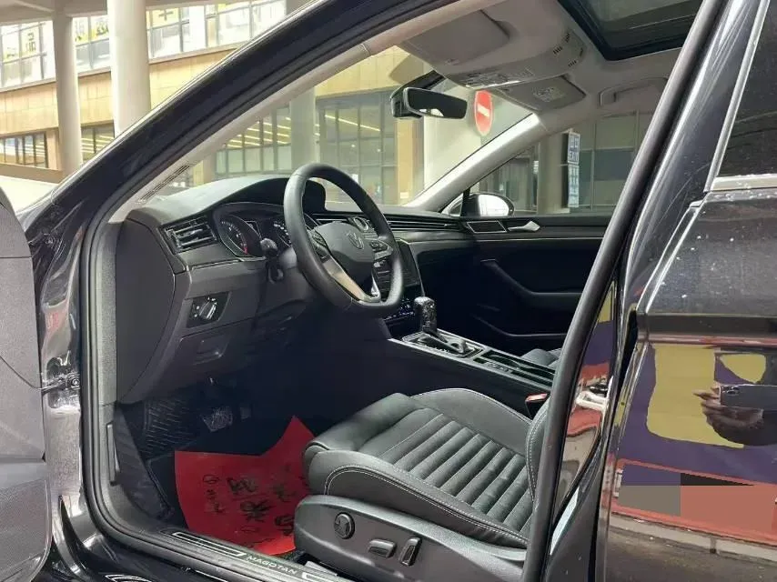 2020 Volkswagen Magotan 2.0T 186HP L4 7DCT,autocango,china used car exporter,china ev exporter,chinese used car exporter,chinese used ev exporter