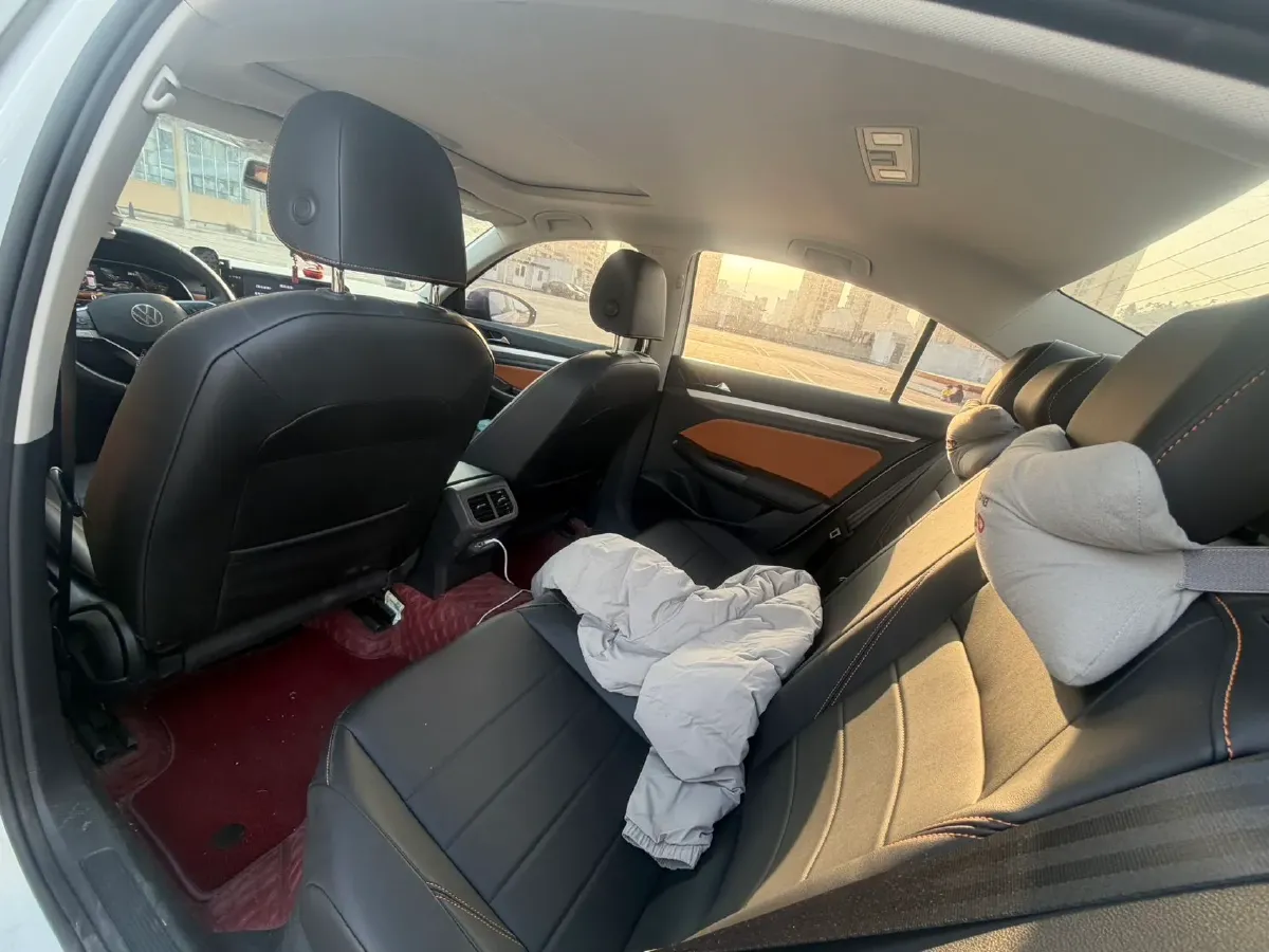 2025 Volkswagen Bora 1.2T 116HP L4 7DCT,autocango,china used car exporter,china ev exporter,chinese used car exporter,chinese used ev exporter
