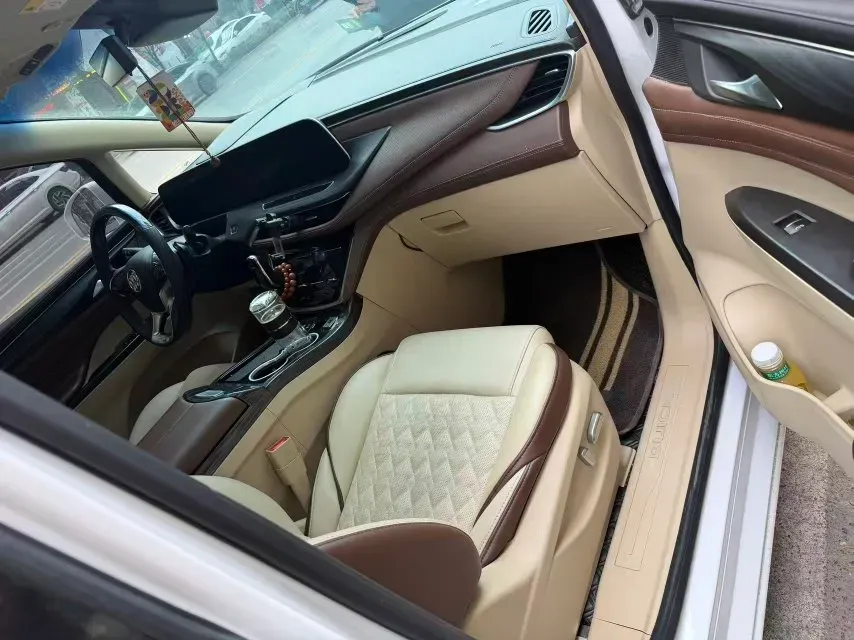 2023 Buick GL8 2.0T 237HP L4 9AT,autocango,china used car exporter,china ev exporter,chinese used car exporter,chinese used ev exporter