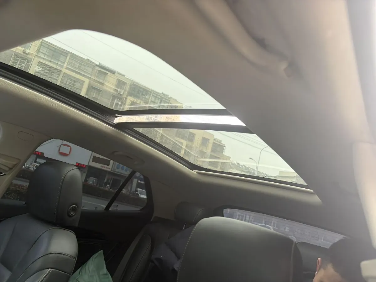 2023 Buick EnvisionS 2.0T 237HP L4 9AT,autocango,china used car exporter,china ev exporter,chinese used car exporter,chinese used ev exporter