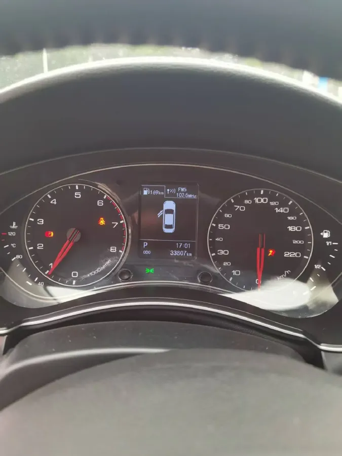 2016 Zotye Z700 1.8T 177HP L4 6DCT,autocango,china used car exporter,china ev exporter,chinese used car exporter,chinese used ev exporter