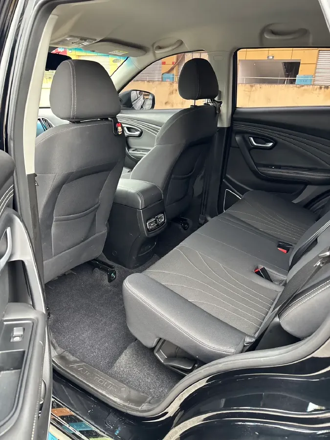 2021 Jetour X70M 1.5T 156HP L4 6DCT,autocango,china used car exporter,china ev exporter,chinese used car exporter,chinese used ev exporter