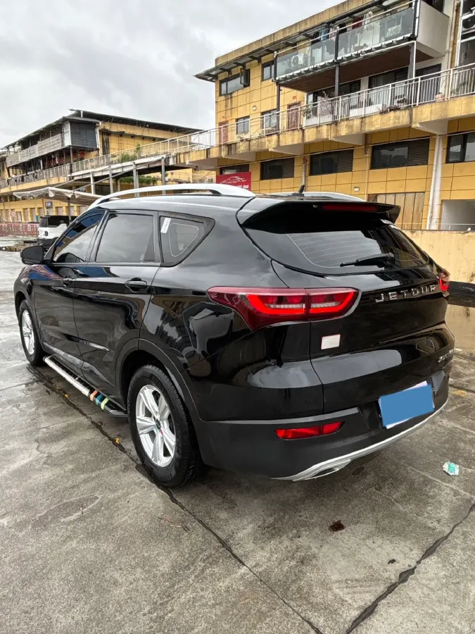 2021 Jetour X70M 1.5T 156HP L4 6DCT,autocango,china used car exporter,china ev exporter,chinese used car exporter,chinese used ev exporter