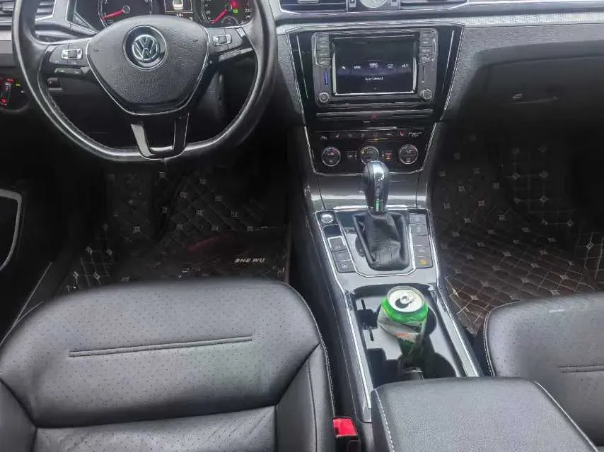 2017 Volkswagen Passat 1.8T 180HP L4 7DCT,autocango,china used car exporter,china ev exporter,chinese used car exporter,chinese used ev exporter