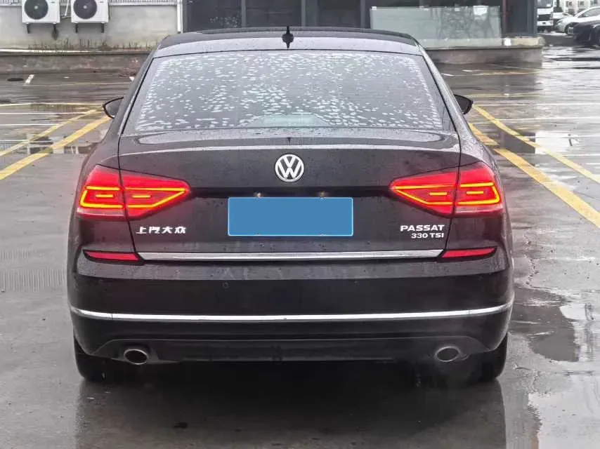 2017 Volkswagen Passat 1.8T 180HP L4 7DCT,autocango,china used car exporter,china ev exporter,chinese used car exporter,chinese used ev exporter