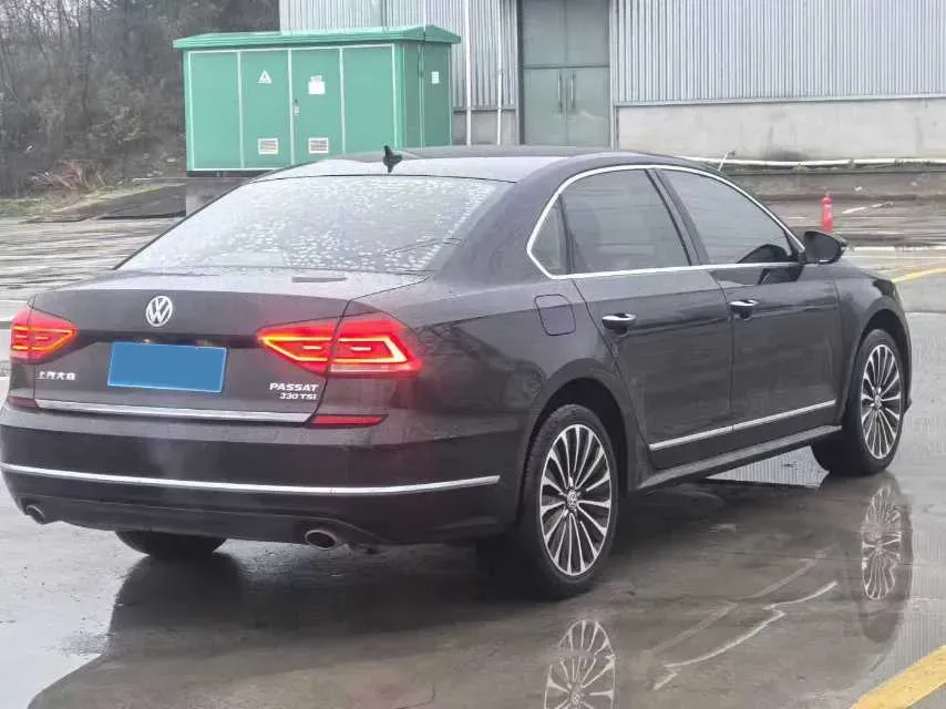 2017 Volkswagen Passat 1.8T 180HP L4 7DCT,autocango,china used car exporter,china ev exporter,chinese used car exporter,chinese used ev exporter