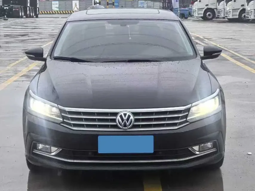 2017 Volkswagen Passat 1.8T 180HP L4 7DCT,autocango,china used car exporter,china ev exporter,chinese used car exporter,chinese used ev exporter