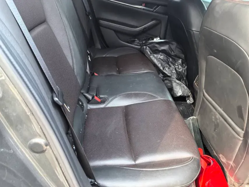 2022 Mazda 3 Axela 2.0L 158HP L4 6AT,autocango,china used car exporter,china ev exporter,chinese used car exporter,chinese used ev exporter